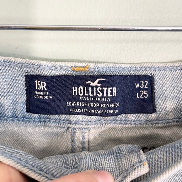 HOLLISTER Women's Blue Distressed Low-Rise Cropped Boyfriend Denim Jeans Size 15 - Picture 9 of 10